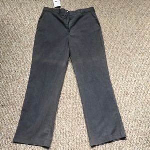 H&M men’s 32. Brand new with tags, never been worn extremely soft, gray pants.